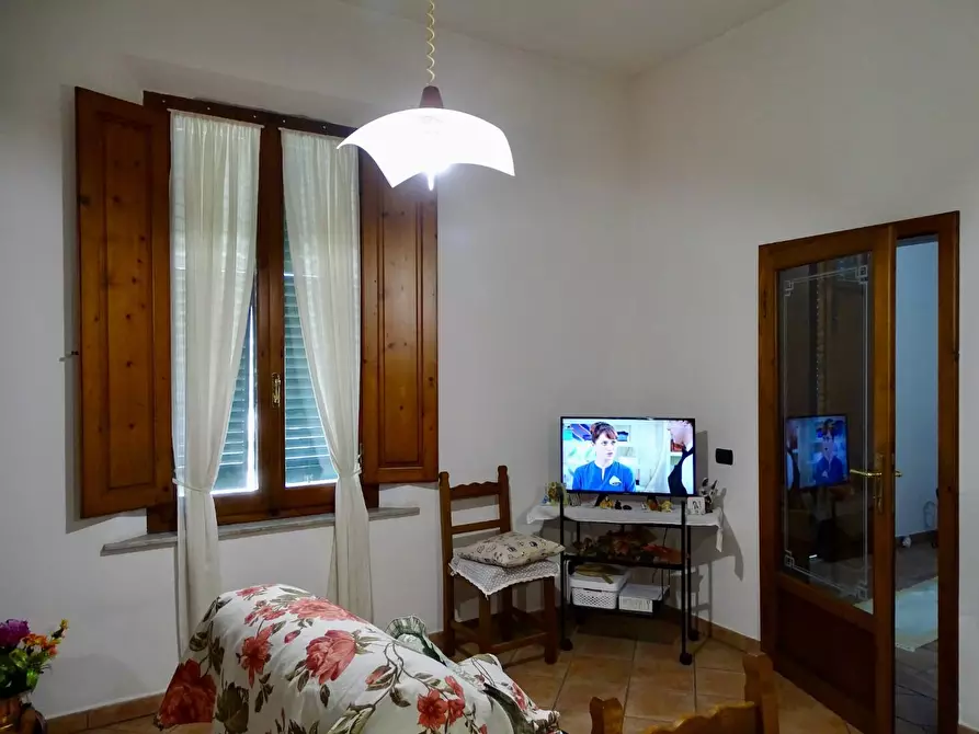 Immagine 4 di Villa in vendita  a San Miniato