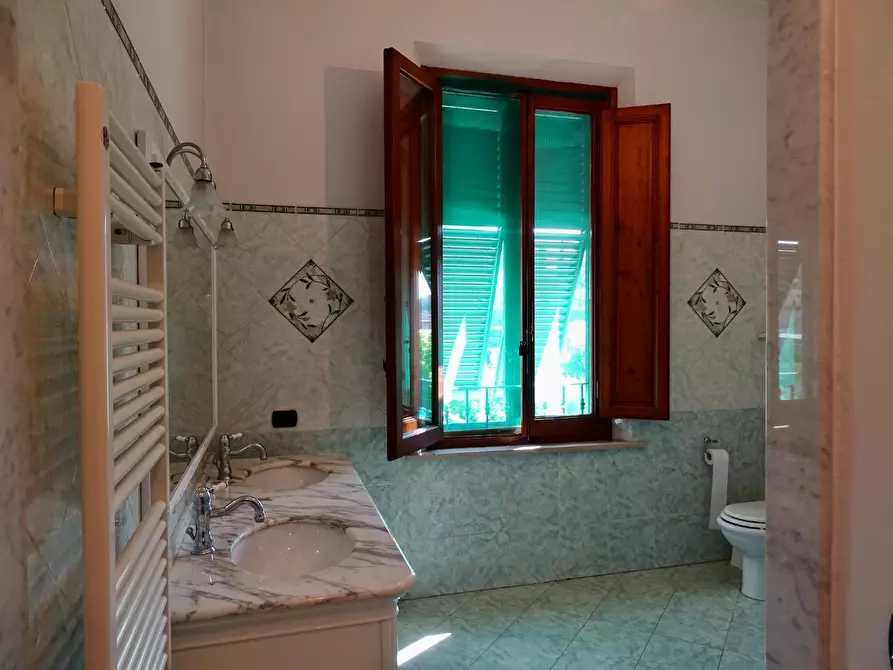 Immagine 33 di Villa in vendita  a San Miniato