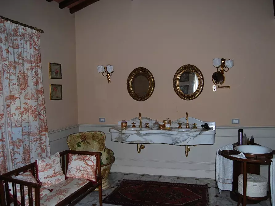 Immagine 27 di Villa in vendita  a Santa Croce Sull'arno