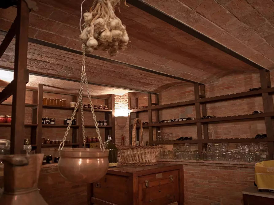 Immagine 37 di Villa in vendita  a Santa Croce Sull'arno