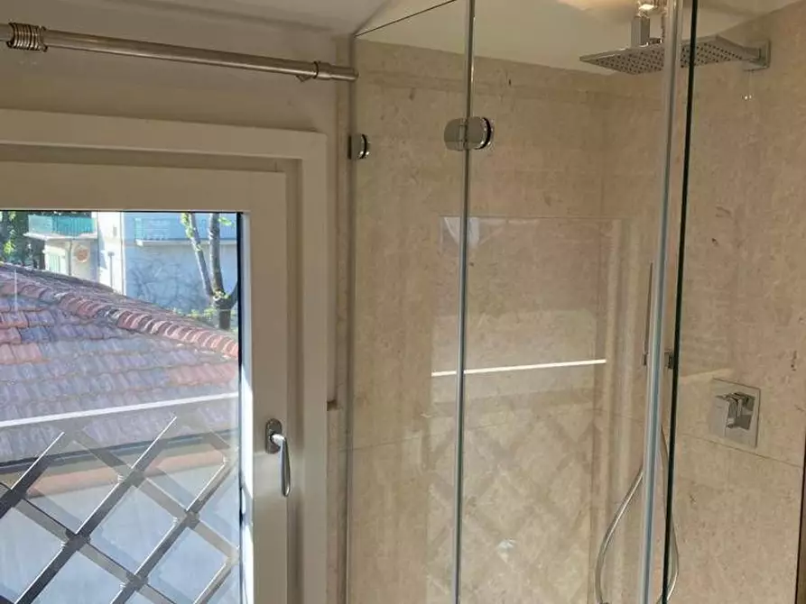 Immagine 9 di Casa semindipendente in affitto  a Forte Dei Marmi