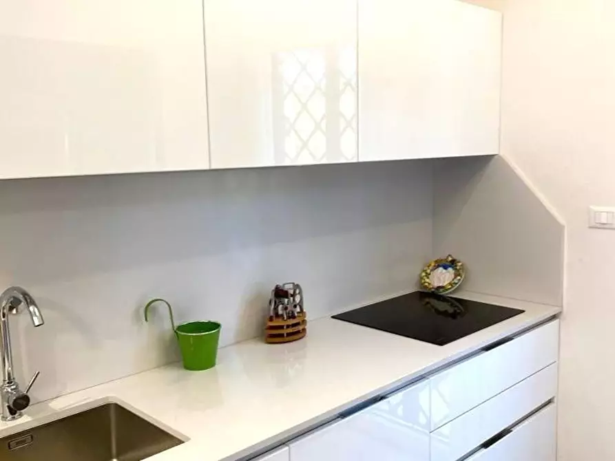 Immagine 8 di Casa semindipendente in affitto  a Forte Dei Marmi