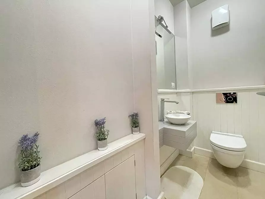 Immagine 12 di Villa in affitto  a Forte Dei Marmi