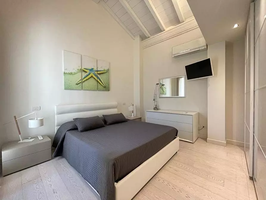 Immagine 16 di Villa in affitto  a Forte Dei Marmi