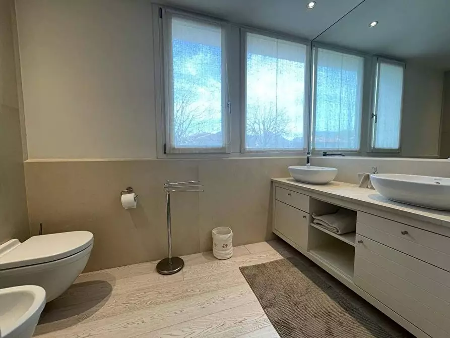 Immagine 10 di Villa in affitto  a Forte Dei Marmi