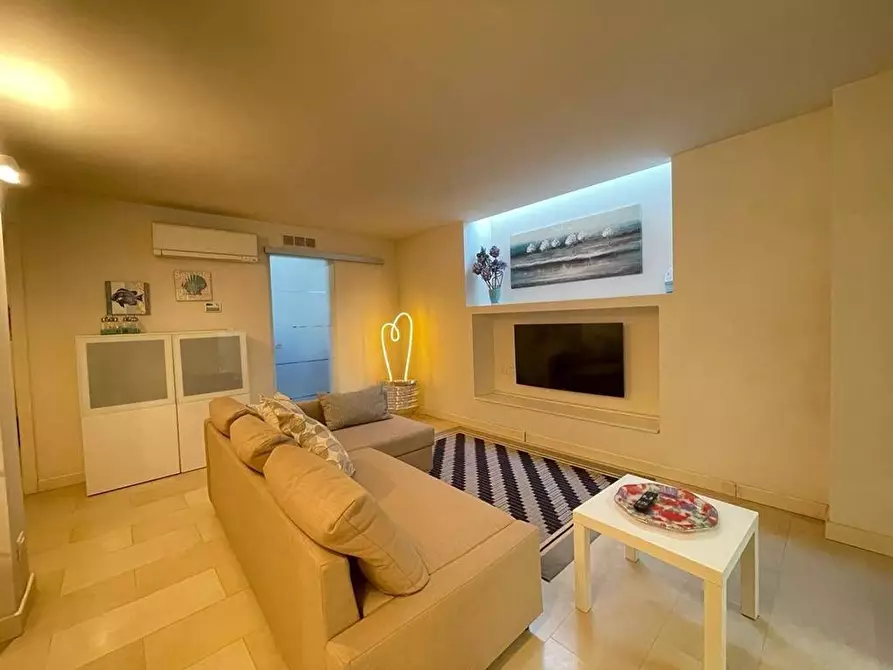 Immagine 21 di Villa in affitto  a Forte Dei Marmi