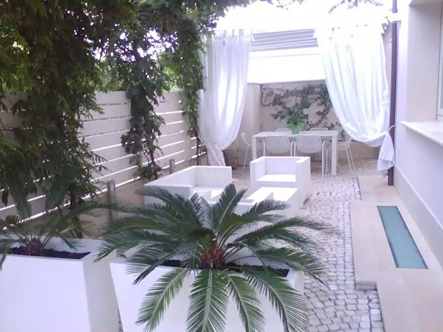 Immagine 26 di Villa in affitto  a Forte Dei Marmi