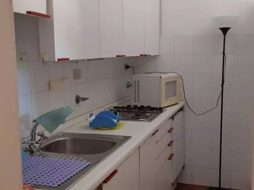 Immagine 6 di Appartamento in vendita  a Massa