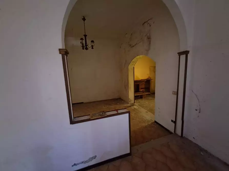 Immagine 4 di Casa semindipendente in vendita  a Massa
