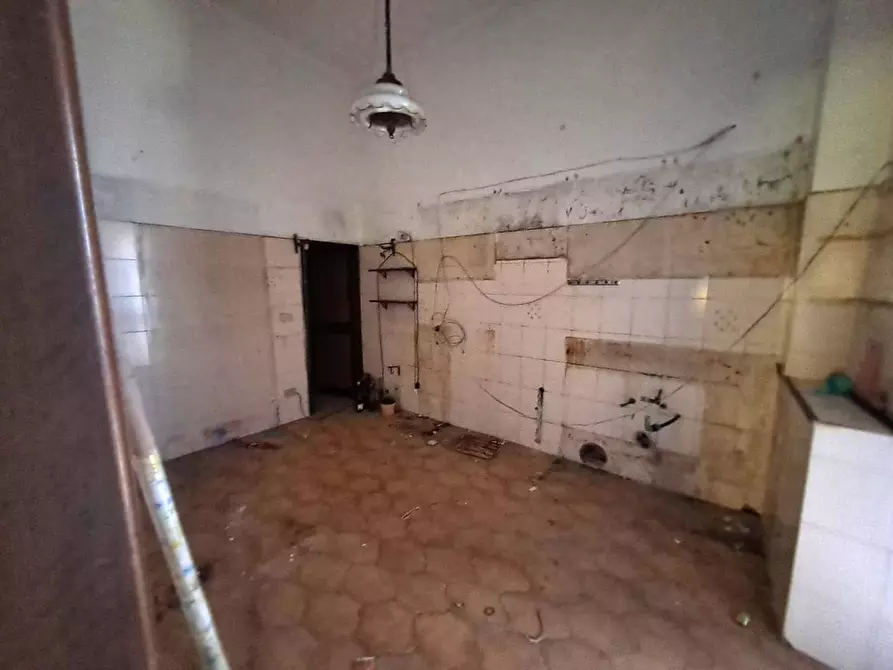 Immagine 6 di Casa semindipendente in vendita  a Massa