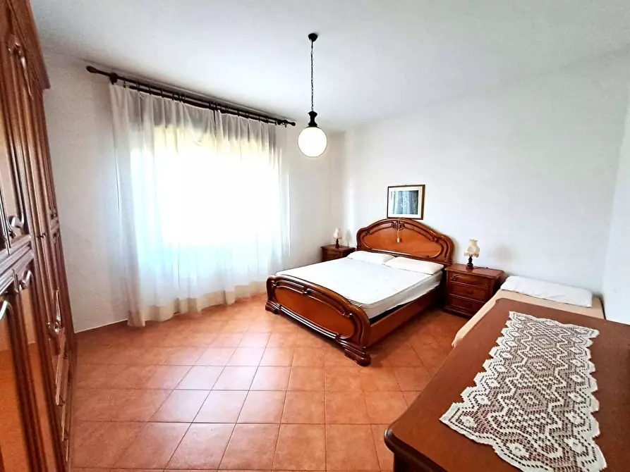 Immagine 12 di Appartamento in affitto  a Massa