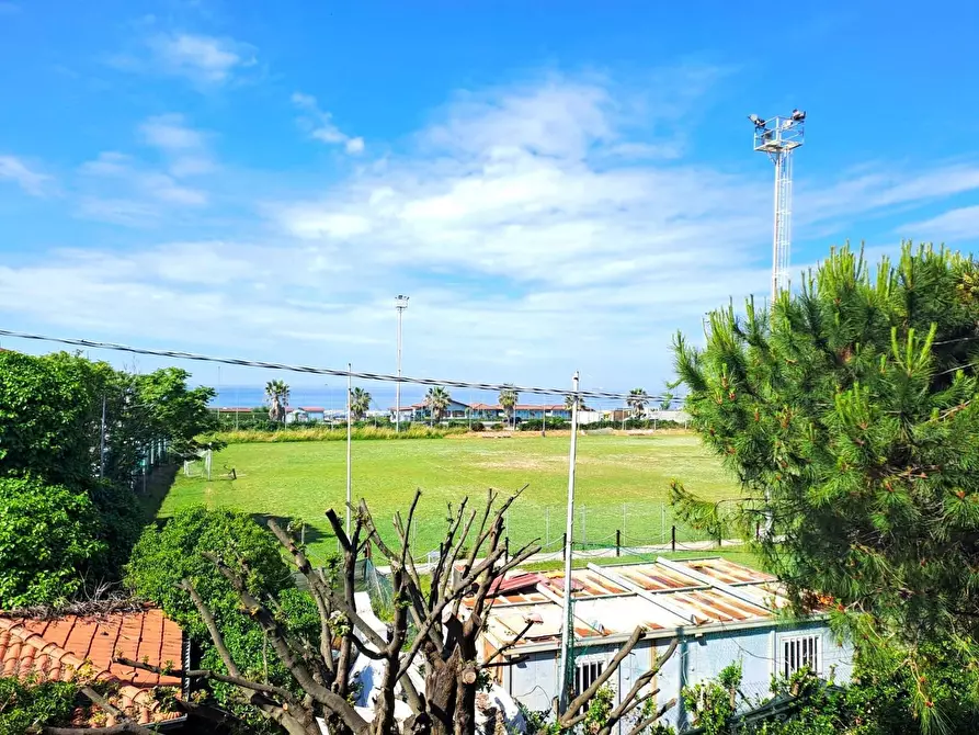 Immagine 16 di Appartamento in affitto  a Massa