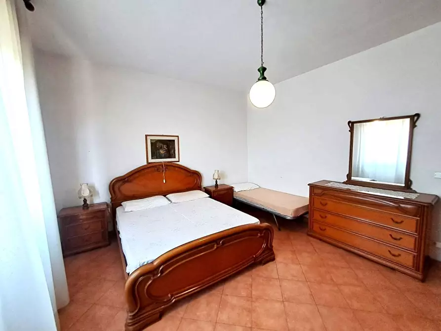 Immagine 10 di Appartamento in affitto  a Massa