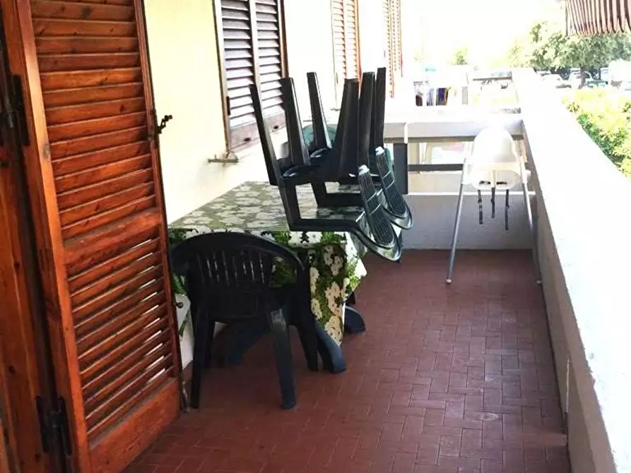 Immagine 6 di Appartamento in affitto  a Massa