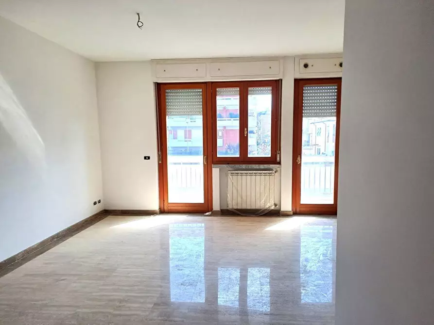 Immagine 5 di Appartamento in affitto  a Carrara