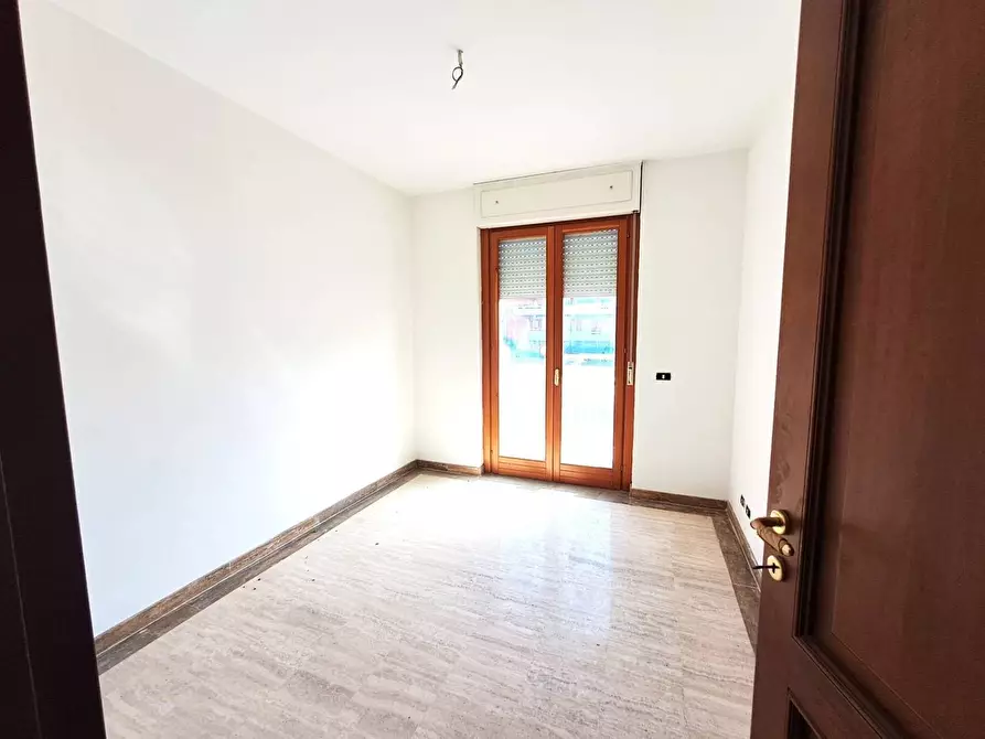 Immagine 10 di Appartamento in affitto  a Carrara