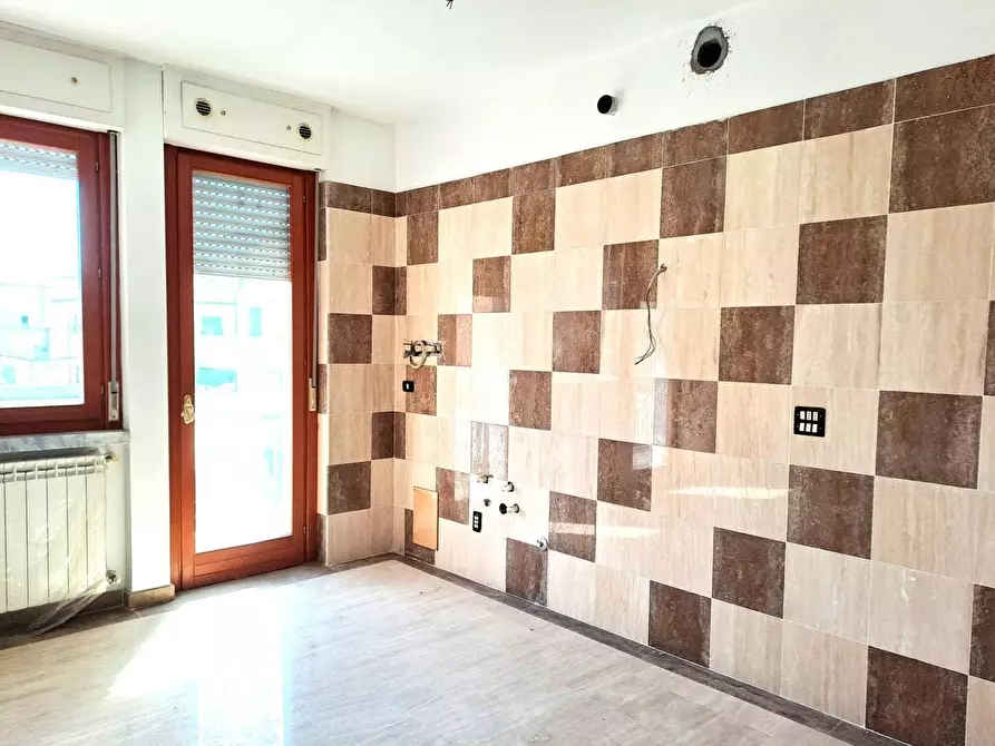 Immagine 6 di Appartamento in affitto  a Carrara