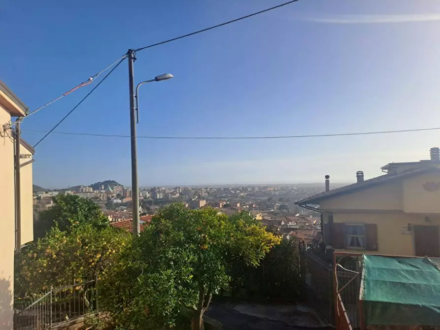 Immagine 11 di Casa semindipendente in vendita  a Massa