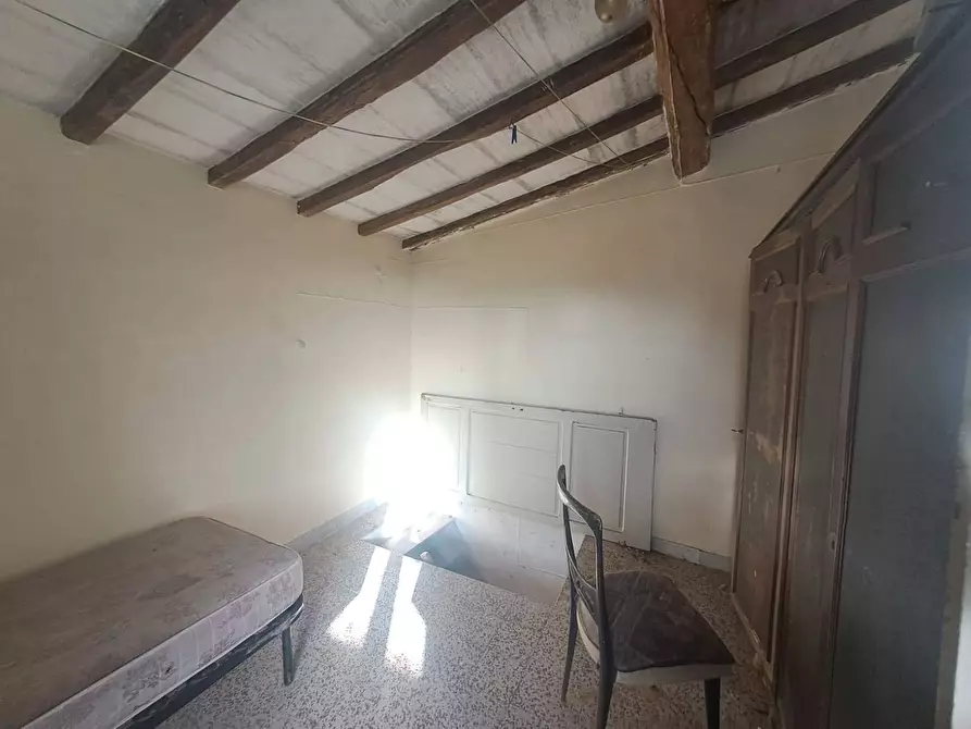 Immagine 6 di Casa semindipendente in vendita  a Massa