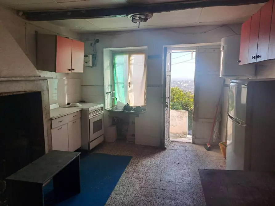 Immagine 4 di Casa semindipendente in vendita  a Massa