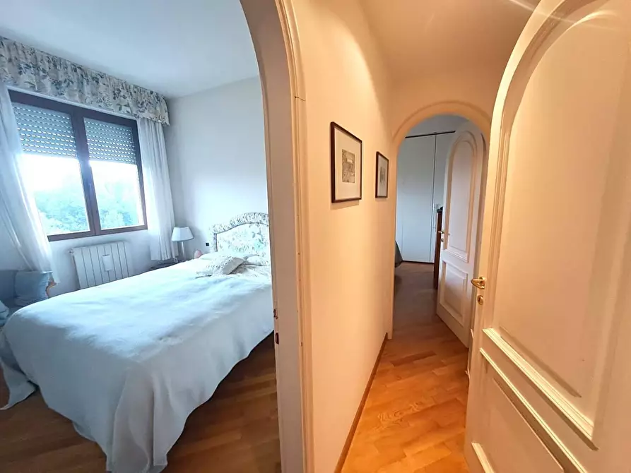 Immagine 13 di Appartamento in affitto  a Viareggio