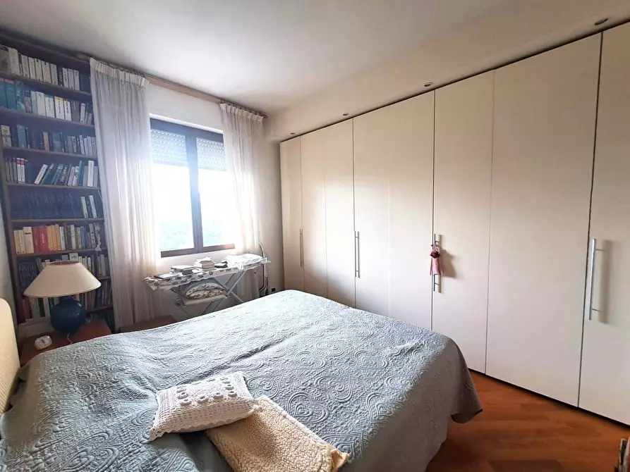 Immagine 11 di Appartamento in affitto  a Viareggio