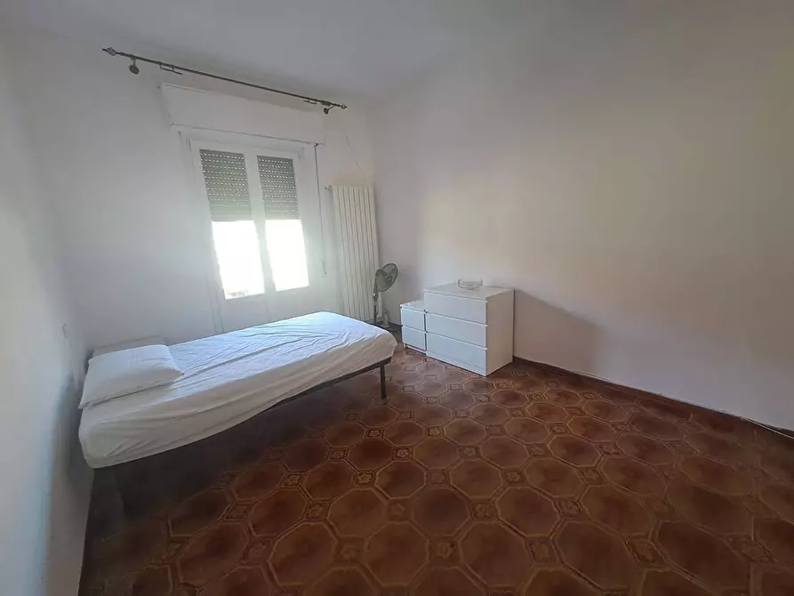 Immagine 10 di Appartamento in affitto  a Massa