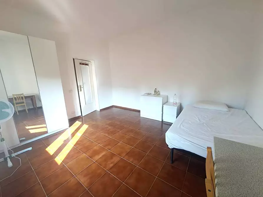 Immagine 5 di Appartamento in affitto  a Massa