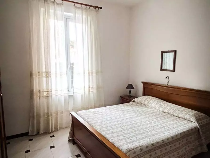 Immagine 5 di Appartamento in affitto  a Massa