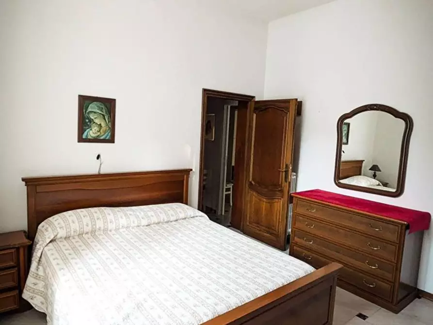 Immagine 6 di Appartamento in affitto  a Massa
