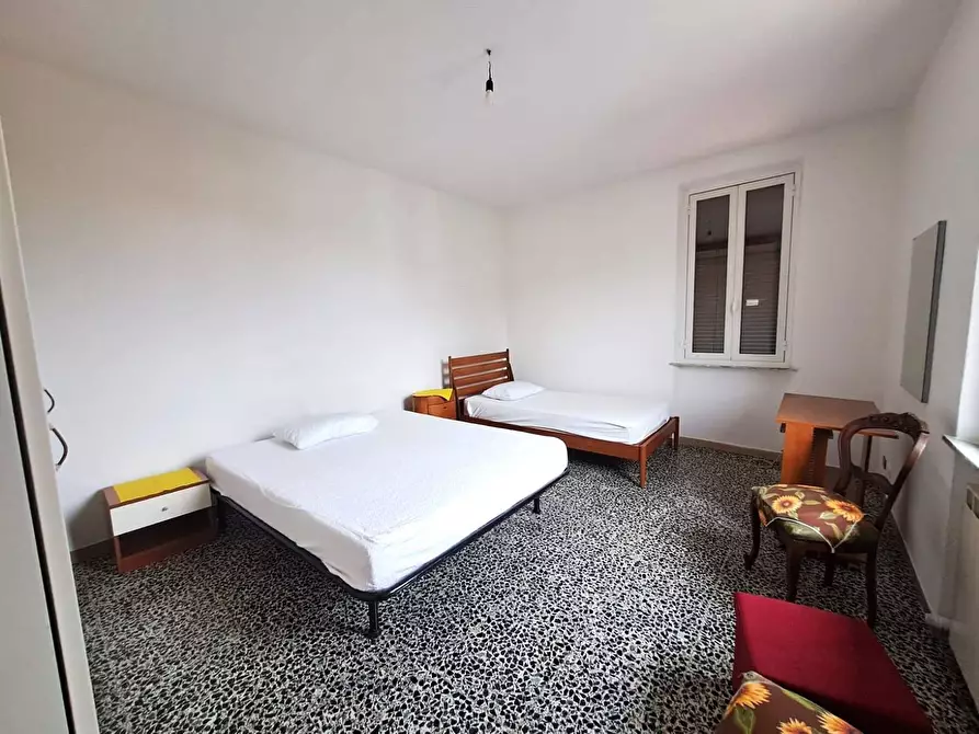 Immagine 8 di Appartamento in affitto  a Carrara