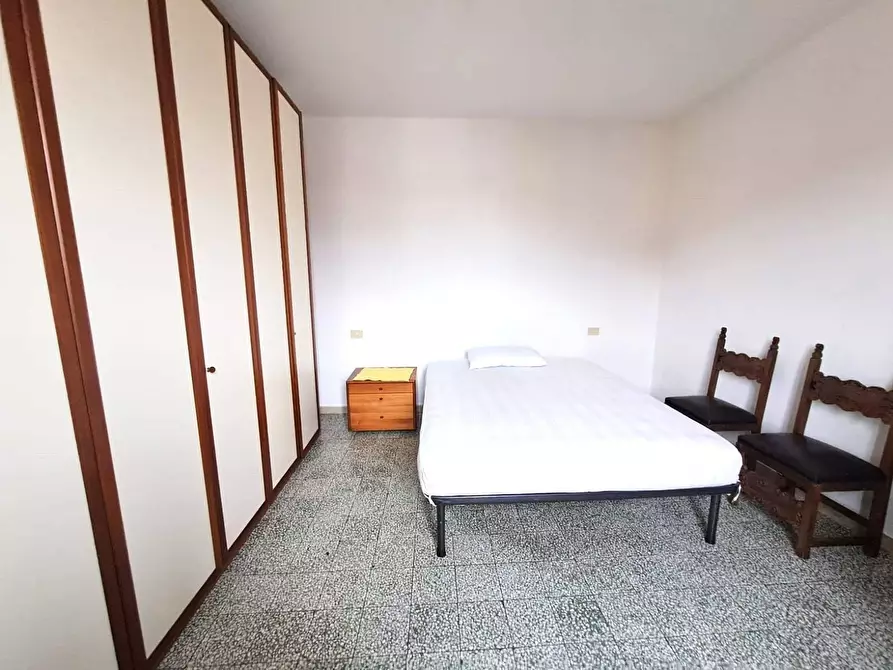 Immagine 6 di Appartamento in affitto  a Carrara