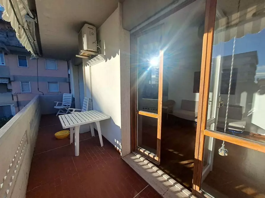 Immagine 16 di Appartamento in affitto  a Carrara