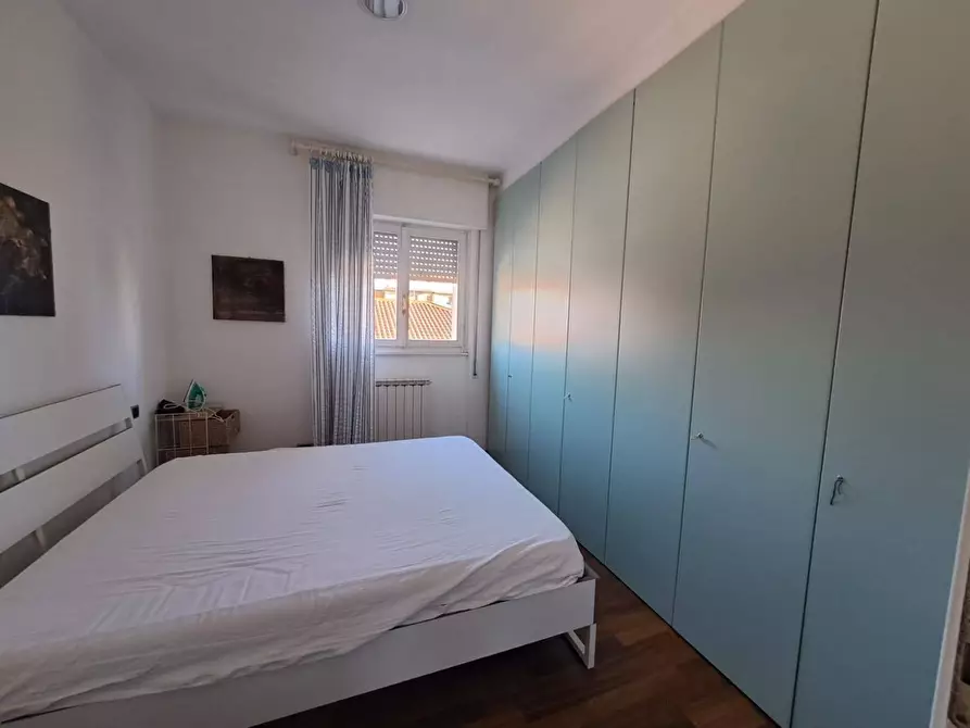 Immagine 12 di Appartamento in affitto  a Carrara