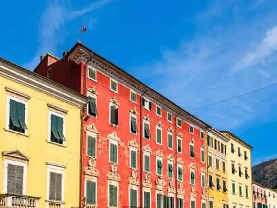 Immagine 10 di Appartamento in vendita  a Carrara
