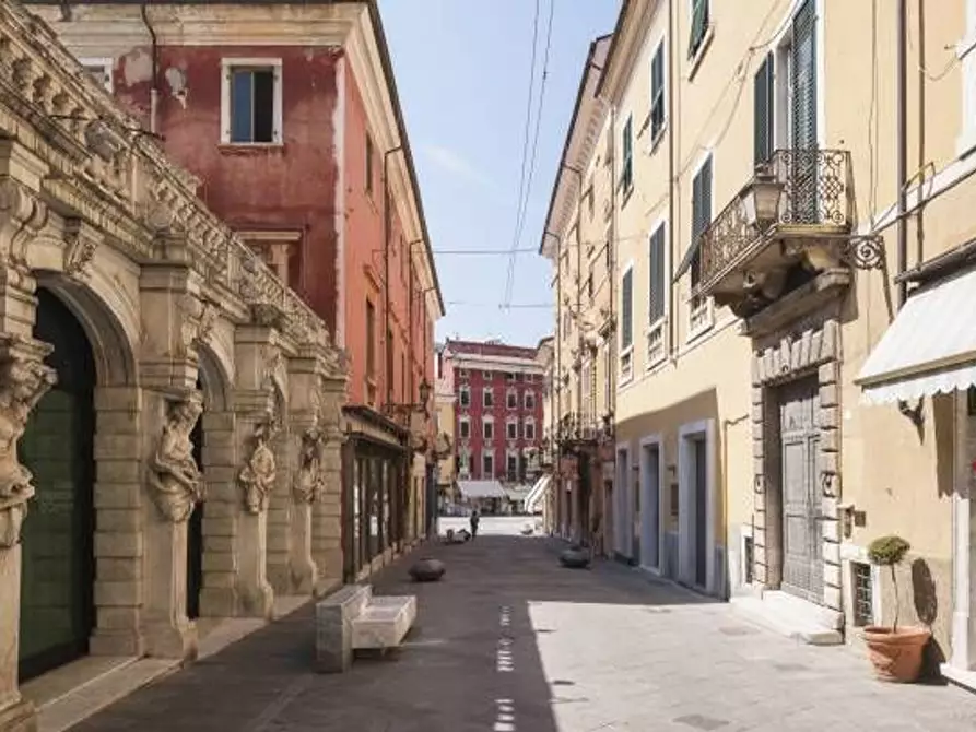 Immagine 13 di Appartamento in vendita  a Carrara