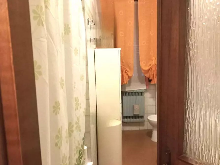Immagine 3 di Appartamento in vendita  a Carrara