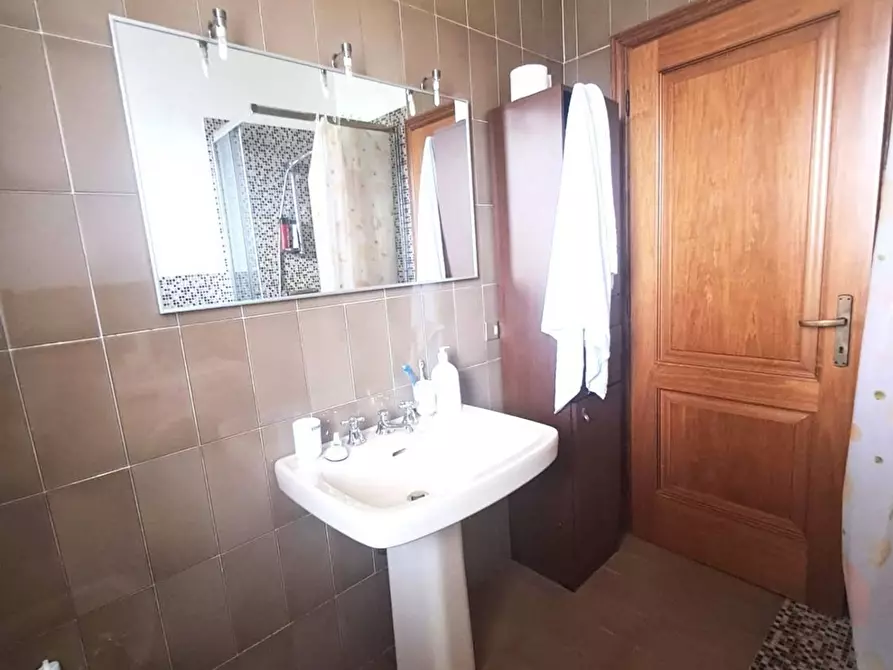 Immagine 19 di Casa bifamiliare in vendita  a Montignoso