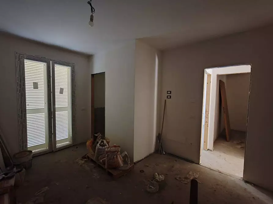 Immagine 18 di Casa bifamiliare in vendita  a Massa