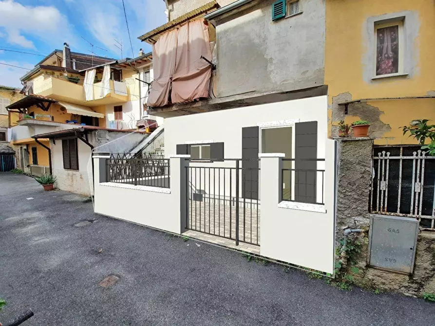 Immagine 10 di Appartamento in vendita  a Massa