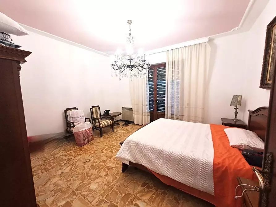 Immagine 10 di Villa in affitto  a Massa