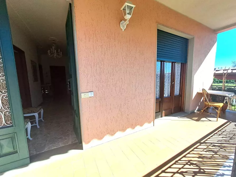 Immagine 12 di Villa in affitto  a Massa