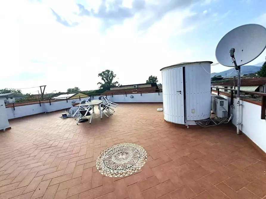 Immagine 19 di Appartamento in vendita  a Massa