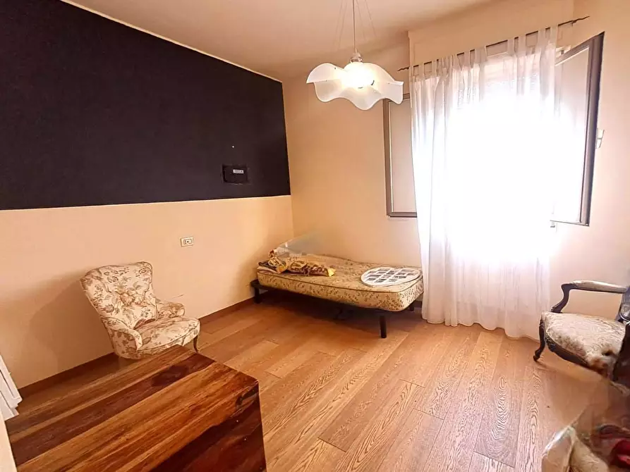 Immagine 12 di Appartamento in vendita  a Massa