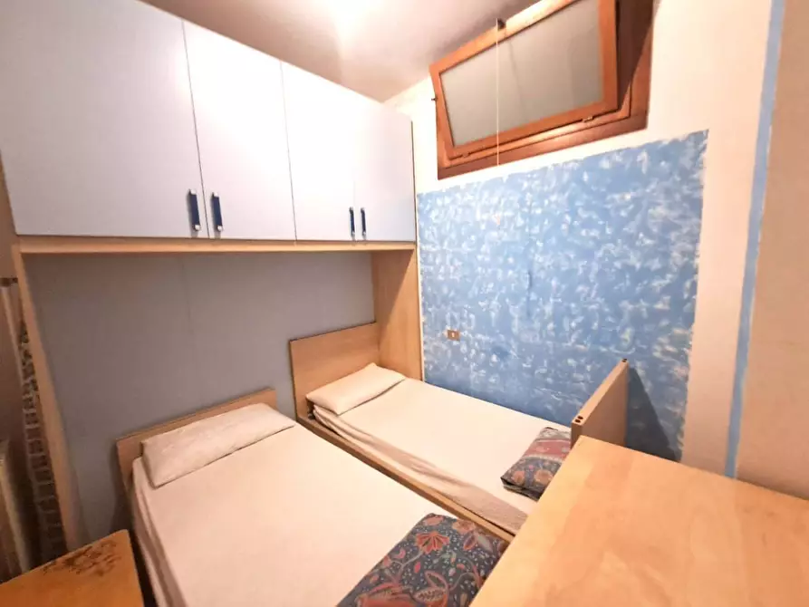 Immagine 12 di Appartamento in vendita  a Massa