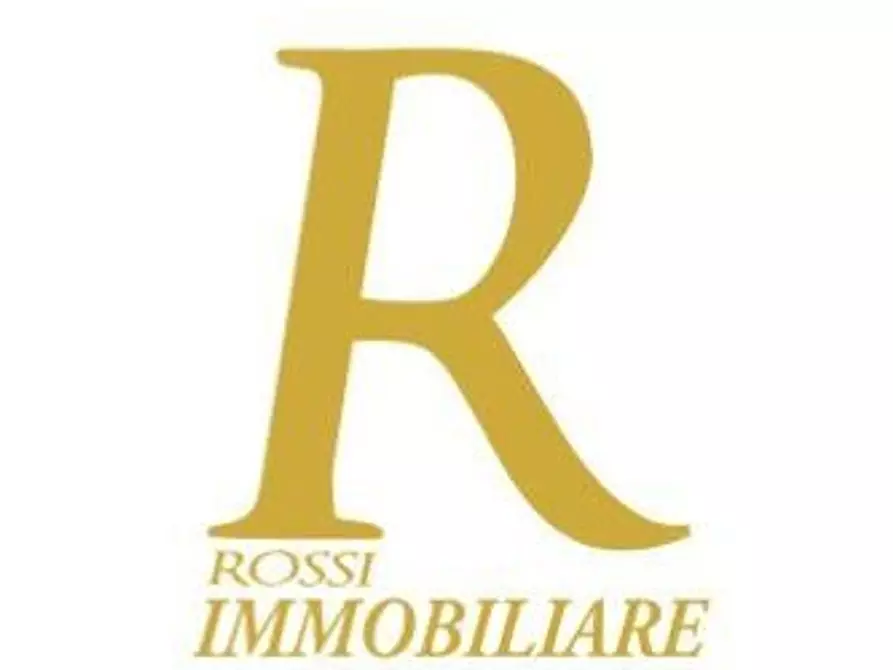 Immagine 11 di Capannone industriale in vendita  a Chiesina Uzzanese