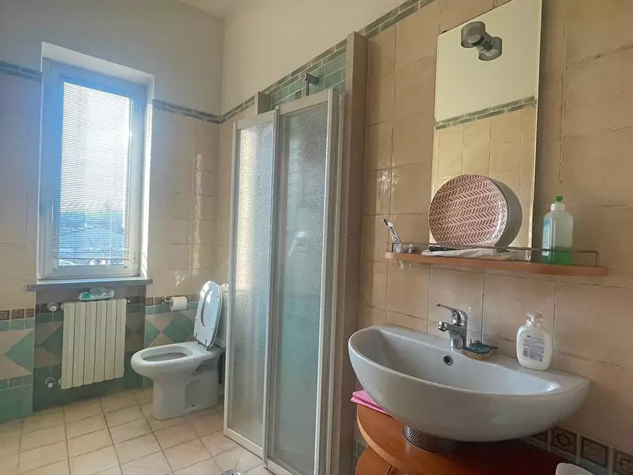 Immagine 20 di Capannone industriale in affitto  a Pescia