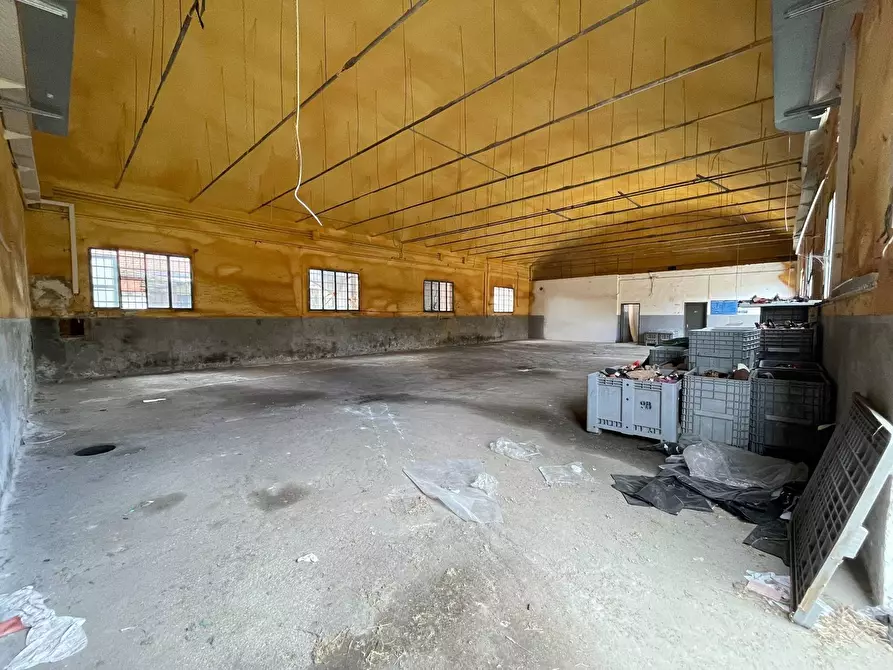 Immagine 1 di Capannone industriale in vendita  a Santa Croce Sull'arno