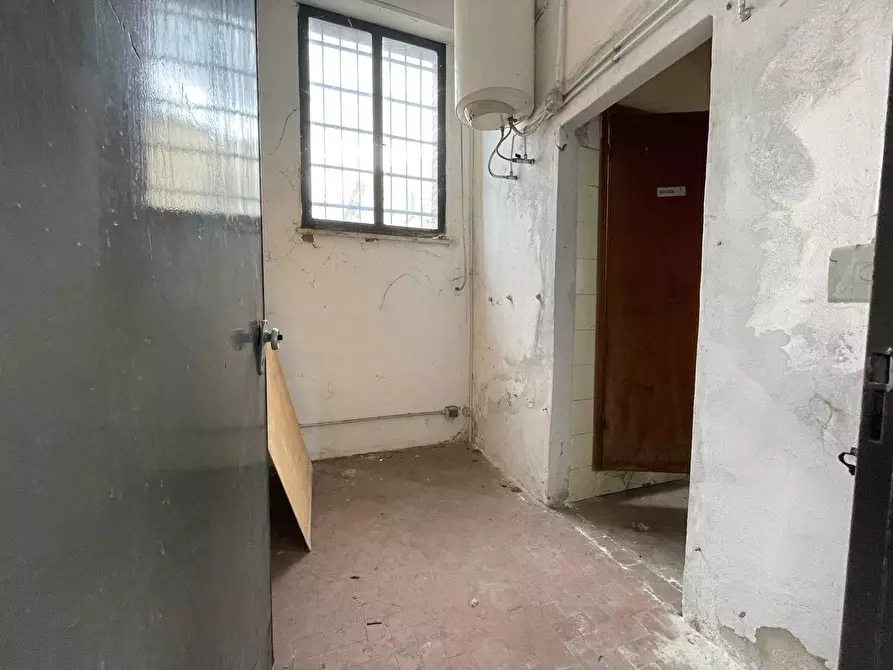 Immagine 4 di Capannone industriale in vendita  a Santa Croce Sull'arno