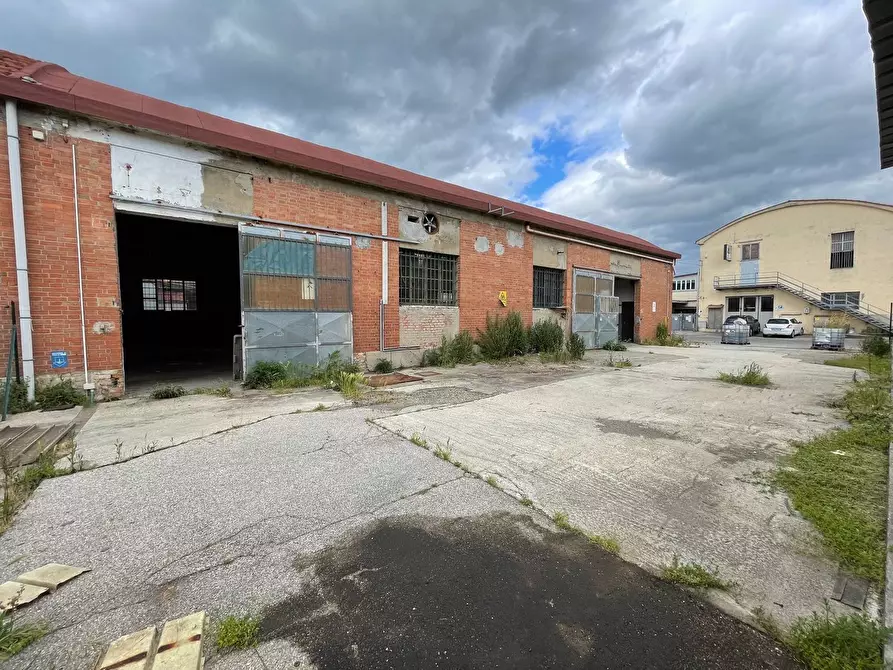 Immagine 8 di Capannone industriale in vendita  a Santa Croce Sull'arno